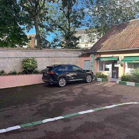 Hotel Saint - Charles Rambouillet Zewnętrze zdjęcie