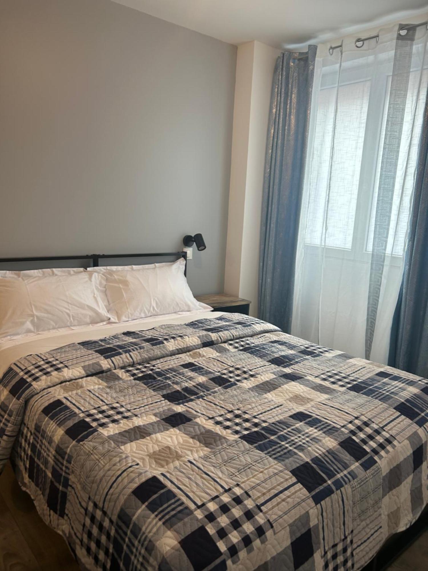 Hotel Saint - Charles Rambouillet Zewnętrze zdjęcie